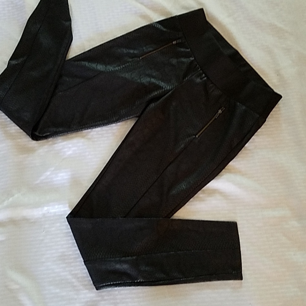 2B BEBE LEGGINGS